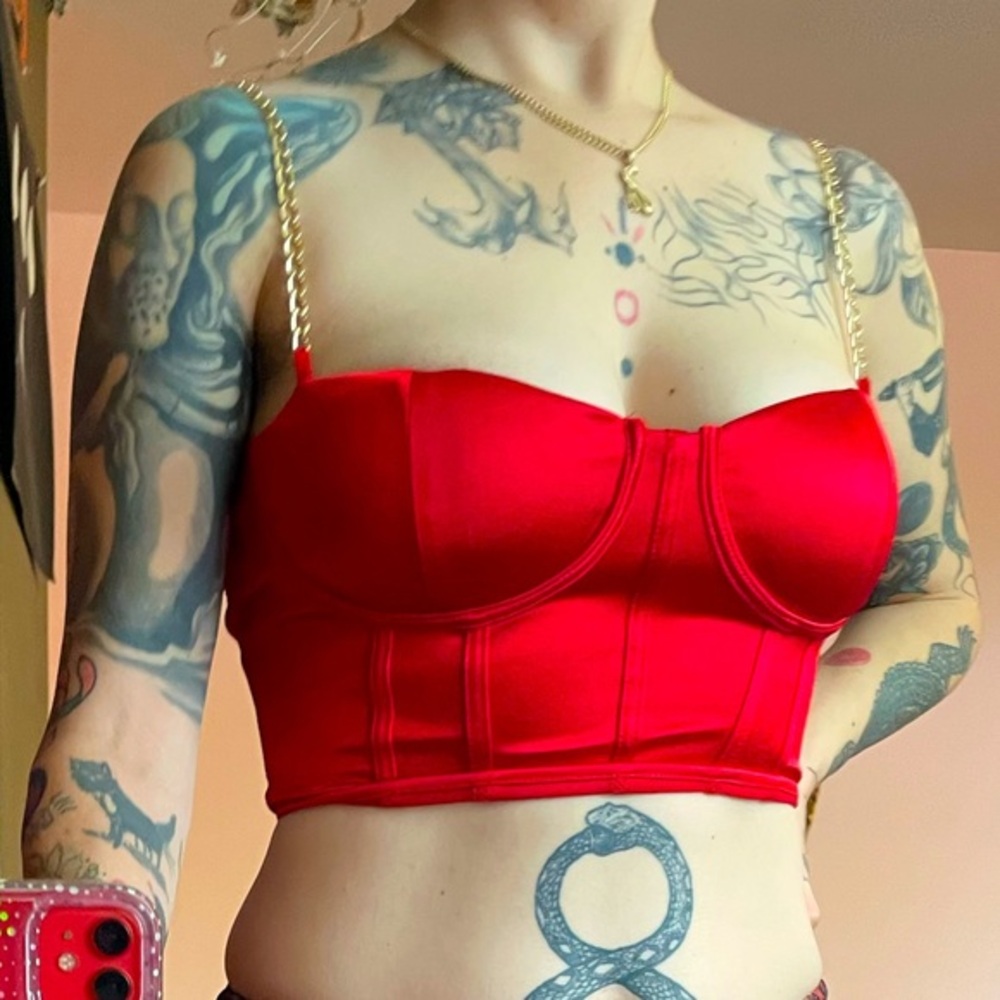 Sexy Satin Red Brassiere With Gold Chain Straps!!